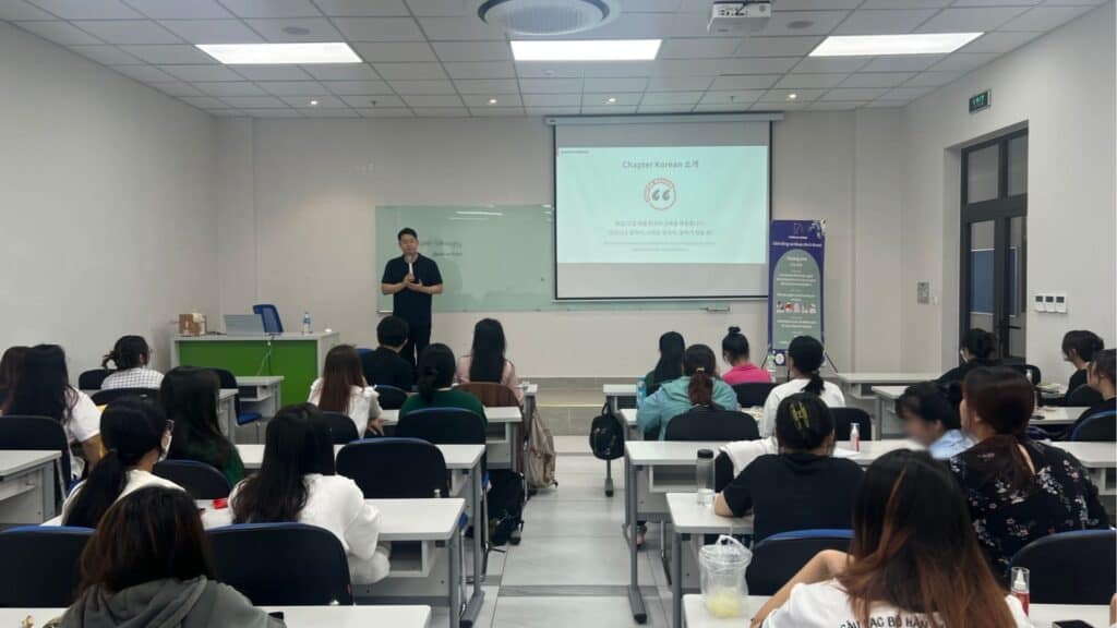 Chapter Korean class, course, activity, programs image (18)
