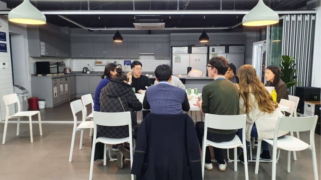 Chapter Korean class, course, activity, programs image (8)